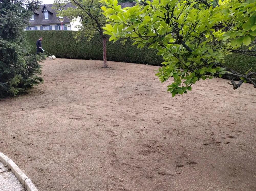 Engazonnement près de Le Mesnil Esnard