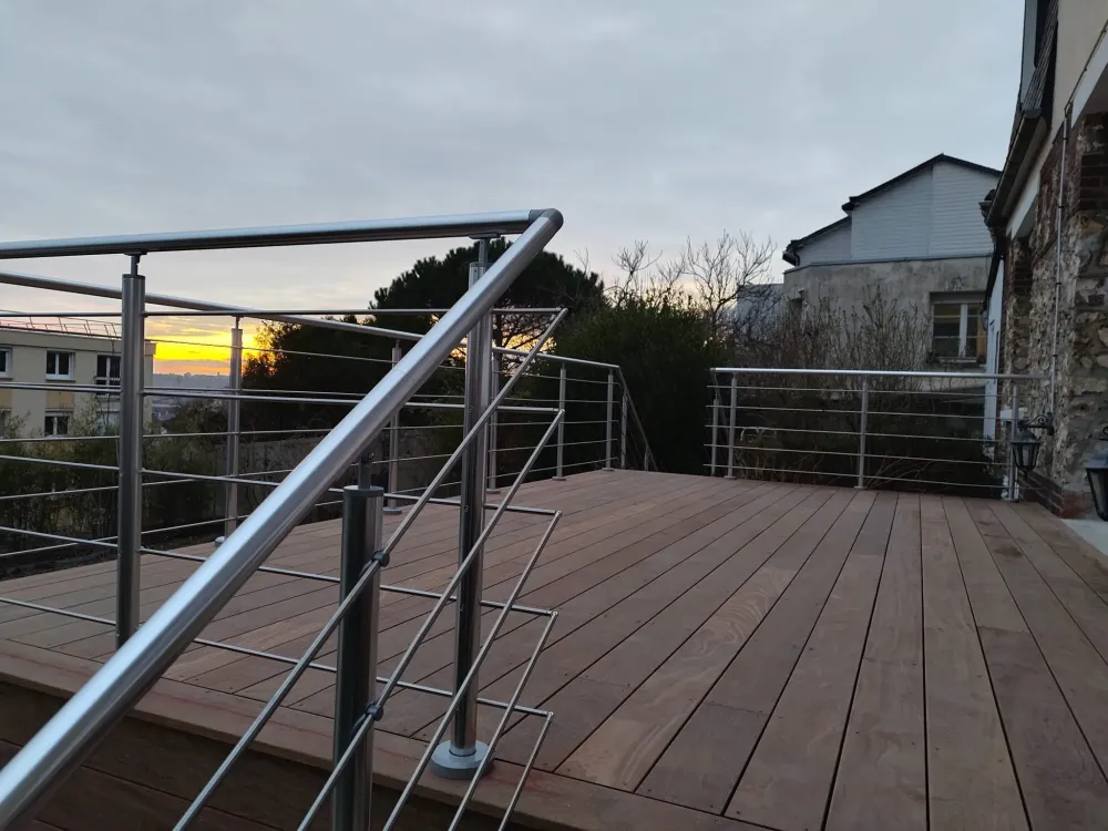 Terrasse en bois près de Barentin